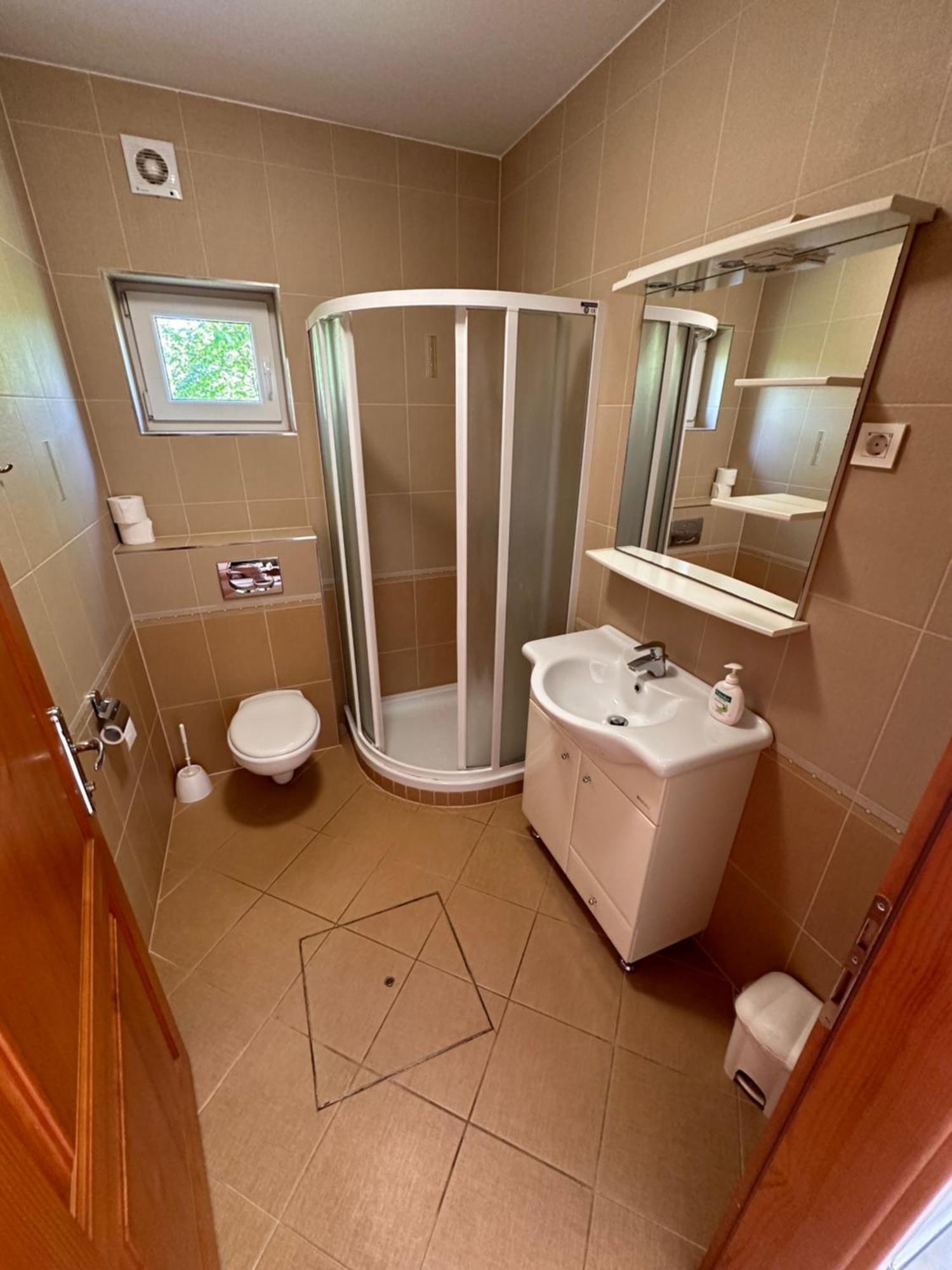 Apartments Suster Stari Trg ob Kolpi Экстерьер фото