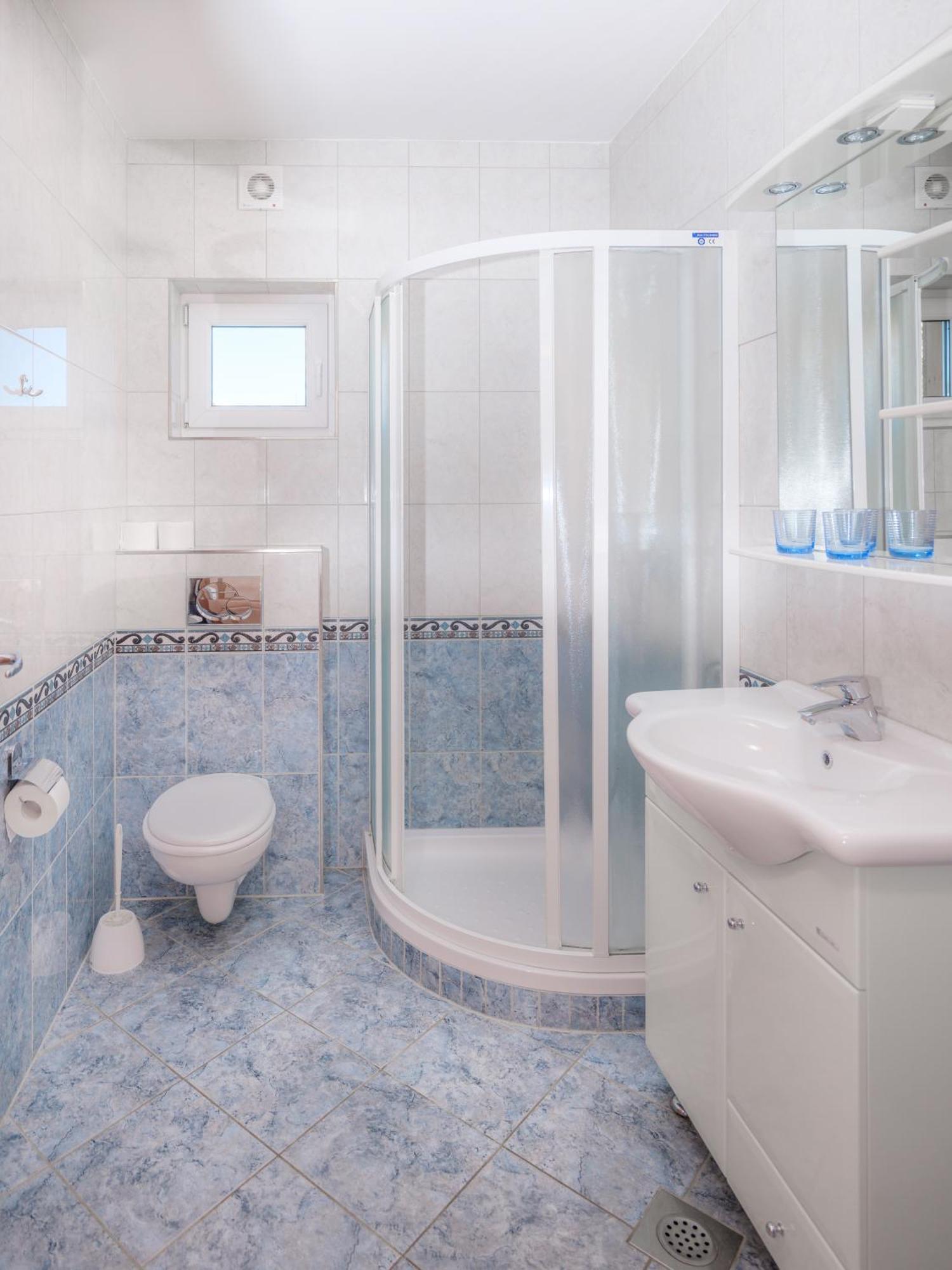 Apartments Suster Stari Trg ob Kolpi Экстерьер фото