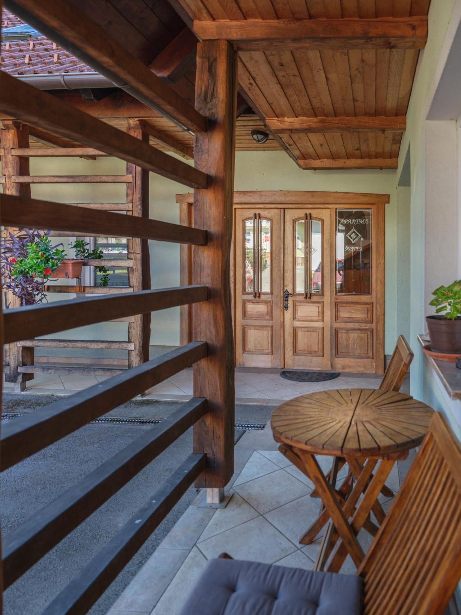 Apartments Suster Stari Trg ob Kolpi Экстерьер фото