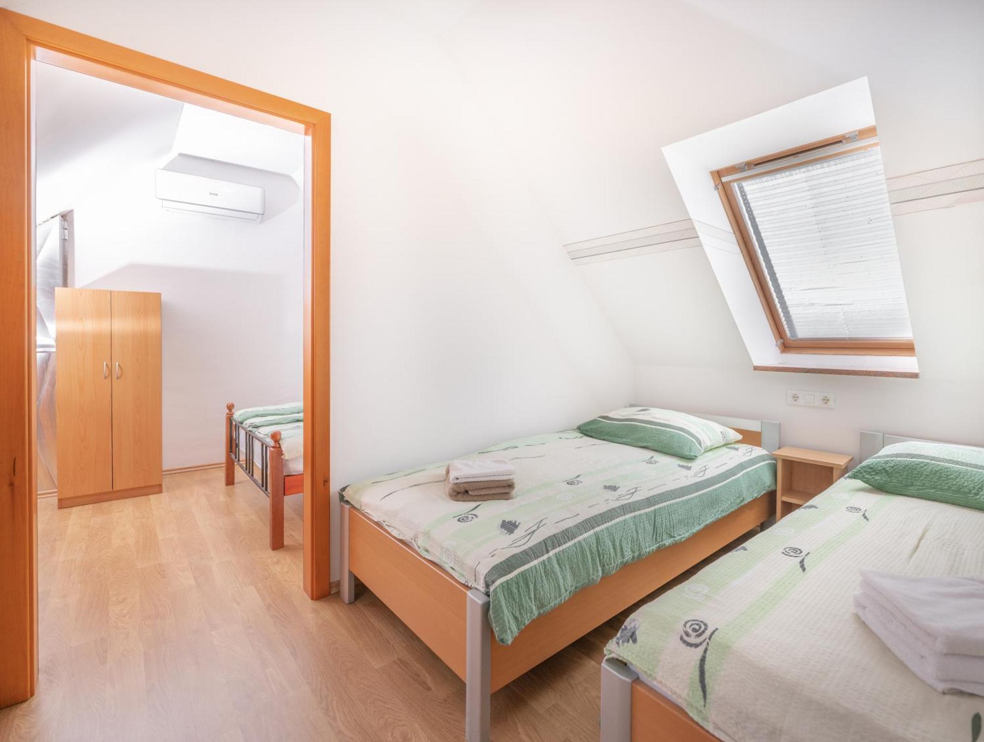 Apartments Suster Stari Trg ob Kolpi Экстерьер фото