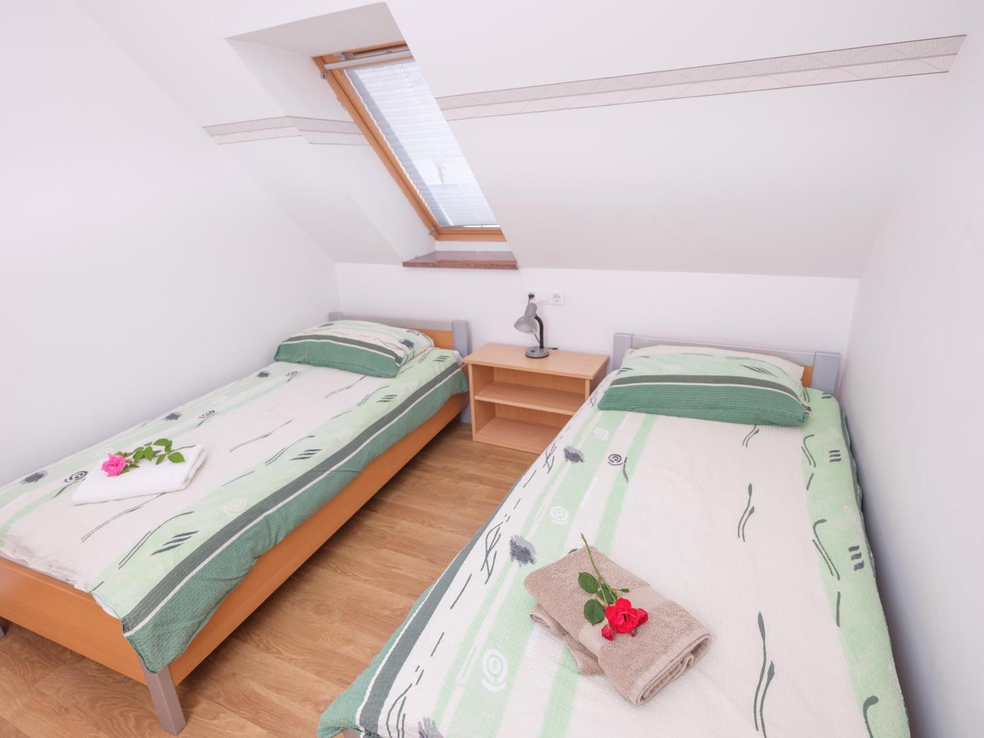 Apartments Suster Stari Trg ob Kolpi Экстерьер фото